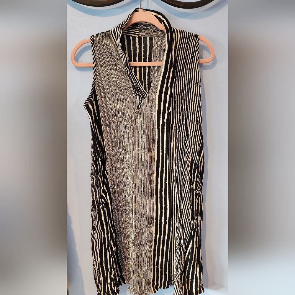 Black and White Striped Sleeveless Dress
